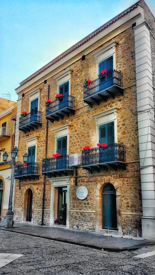 Il Portico Dei Normanni Bed and Breakfast Butera Buitenkant foto